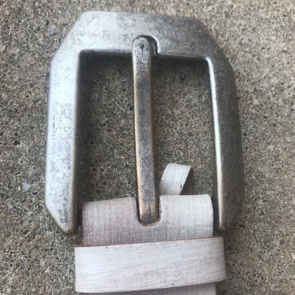 Off white leather belt - Picture 2 of 5